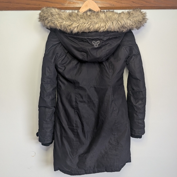 Aritzia Tna Summit Parka Womens XS Winter Jacket Goose Down Waterproof Black - Picture 2 of 10